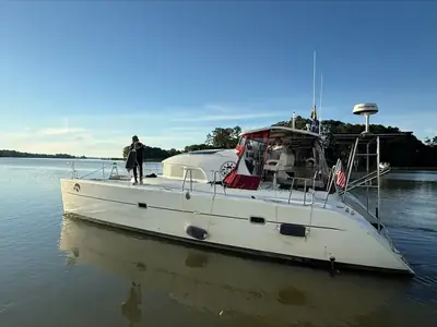2004 Lagoon 380