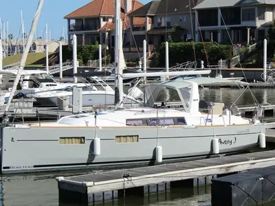 Beneteau Oceanis 35