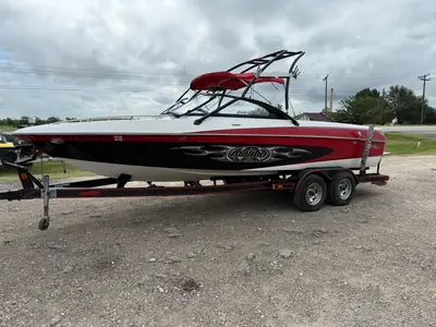2004 Malibu 23 LSV