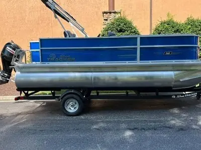 2026 Sun Tracker PARTY BARGE 18 DLX