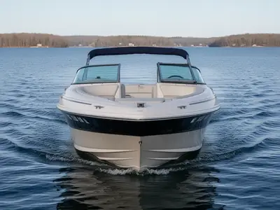 2004 Sea Ray 200 SUNDECK
