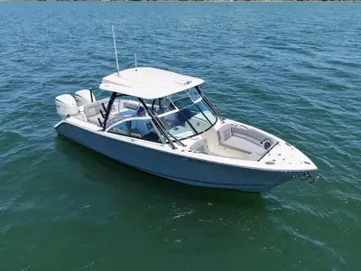 Cobia 280 Dual Console