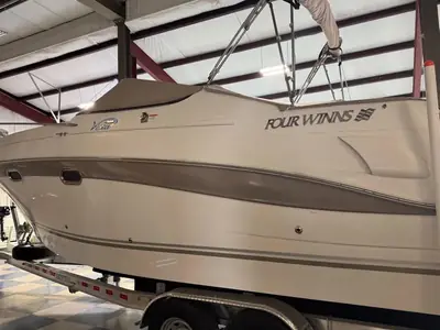 2004 Four Winns 268 VISTA
