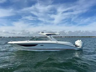 Sea Ray SLX 350 Outboard