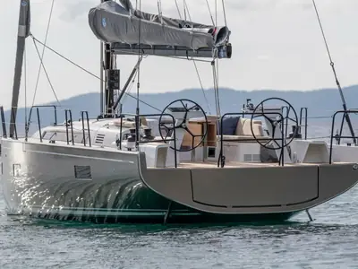 Beneteau First 44