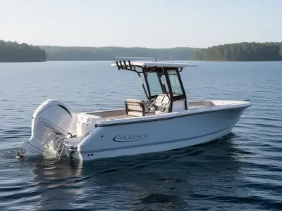 2026 Robalo R250 Center Console