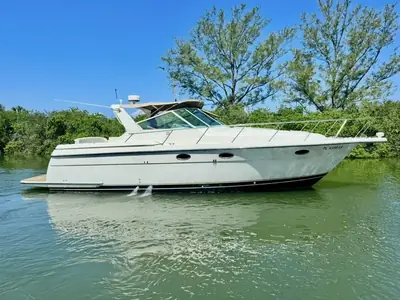 1998 Tiara 3500 Express
