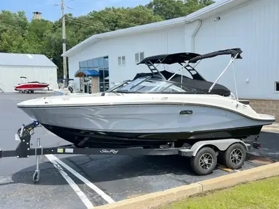 Sea Ray SPX 190