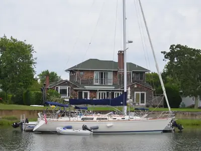 1987 Sabre 42
