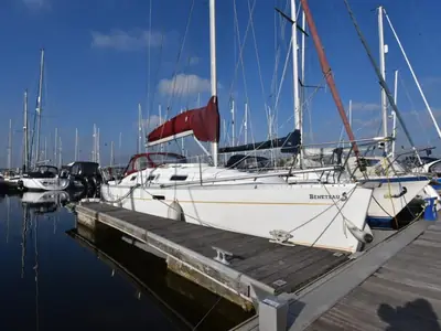 1999 Oceanis 311 Beneteau