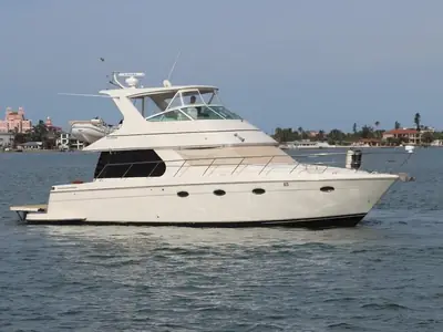 Carver 46 VOYAGER