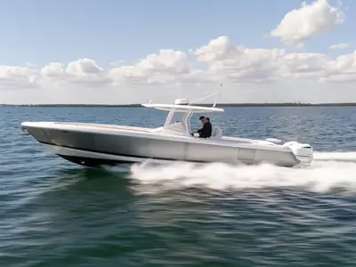 Intrepid 400 Center Console
