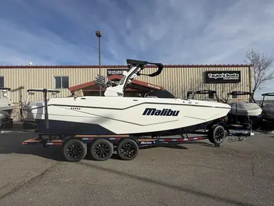 Malibu M242