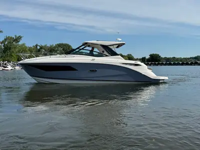 Sea Ray Sundancer 320