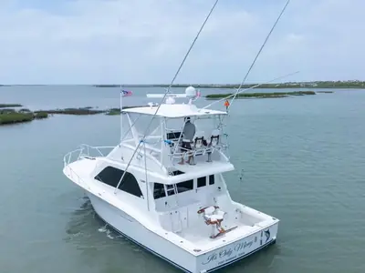 2005 Cabo 40 Flybridge