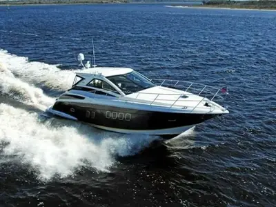 Regal 5260 Sport Coupe