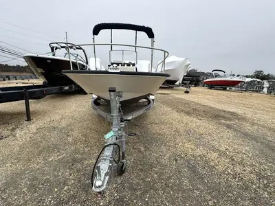 2021 Boston Whaler 170 Montauk