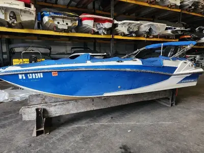 2019 Glastron GTD 180