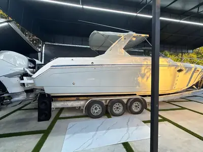 2005 Formula 330 Sun Sport