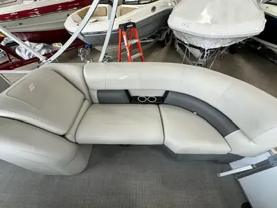 Starcraft LX 22 F