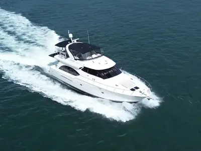 Meridian 580 PILOTHOUSE