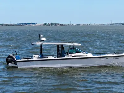 2019 Axopar 37 Sun Top