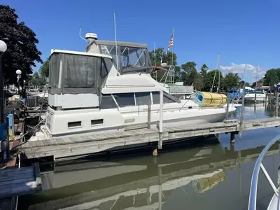 1994 Fountaine Pajot Motor Greenland 34