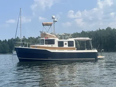 Ranger Tugs R-31 CB