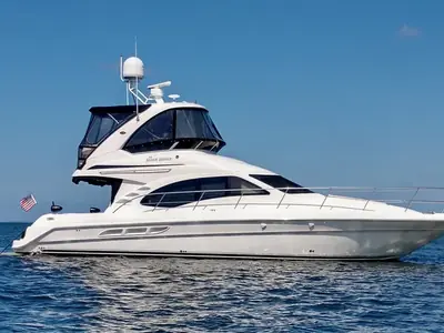 Sea Ray Sedan Bridge 44
