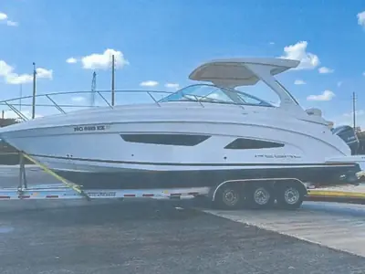 2020 Regal 33 XO