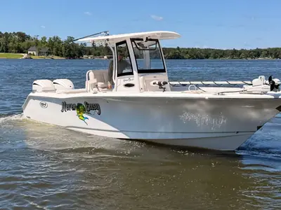 2024 Sea Hunt GAMEFISH 27 CB