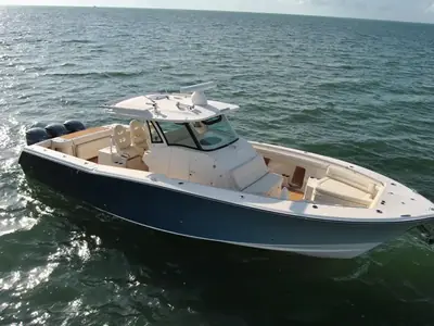 2018 Grady-White Canyon 376