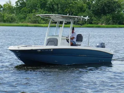 2021 Stingray 216 Cc