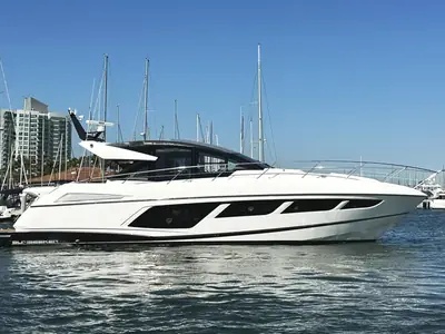 Sunseeker Predator 57