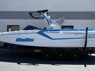 2026 Malibu 24 MXZ
