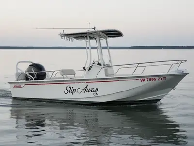 2023 Boston Whaler 190 Montauk
