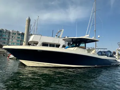 Chris-Craft Catalina 34