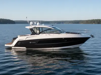 2017 Cruisers 390 EXPRESS COUPE