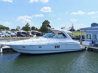 2007 Cruisers 420 Express