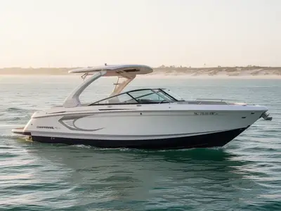 2021 Chaparral 30 SURF