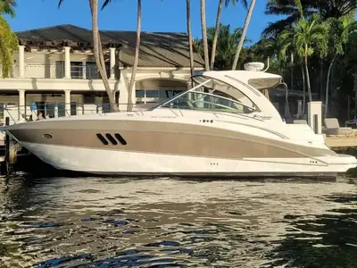 Cruisers 380 EXPRESS