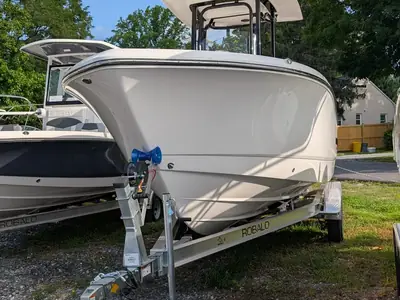 Robalo R232 EX