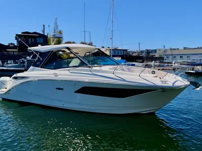 2021 Sea Ray Sundancer 320 Outboard