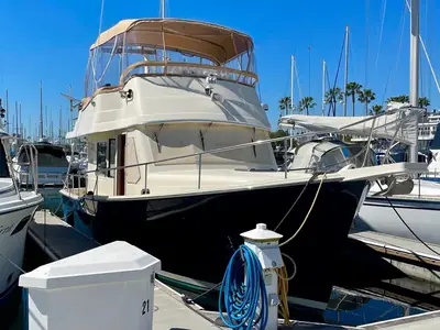 2008 Mainship 34 Trawler