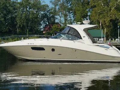 2010 Sea Ray 370 SUNDANCER