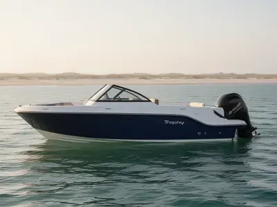 2025 Bayliner Trophy