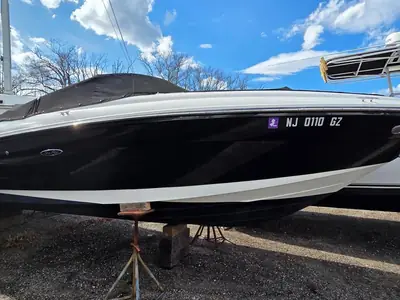 Sea Ray SLX 250