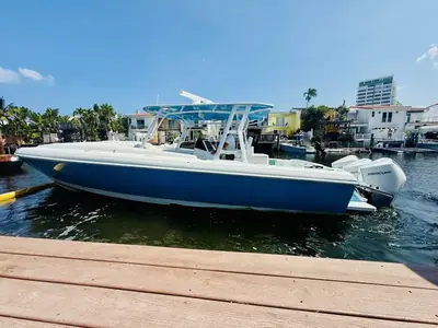 2003 Intrepid Powerboats 377