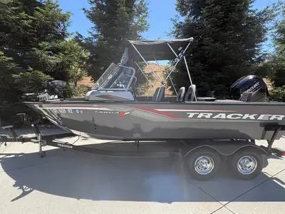 2018 Tracker TARGA V-18 COMBO