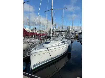 Hunter 31